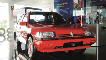 Proton Saga – 1985 – yskhongdriving